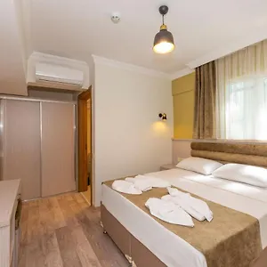 Bazaar Old Hotel