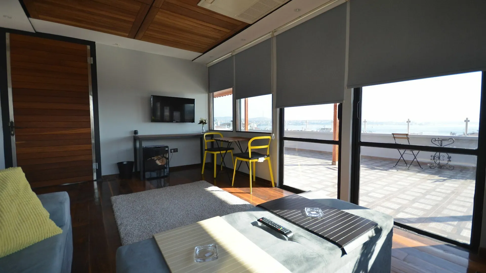 ** Aparthotel Uenver Galata Apart Istanbul Turkey